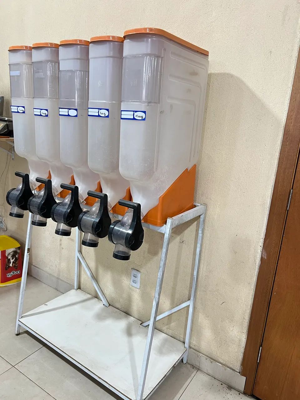 Expositor Dispenser para Rações e Grãos  - Foto 3