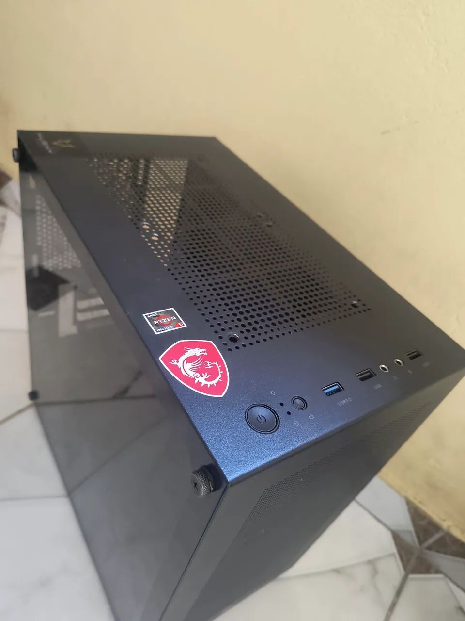 Apenas o Gabinete Vazio 