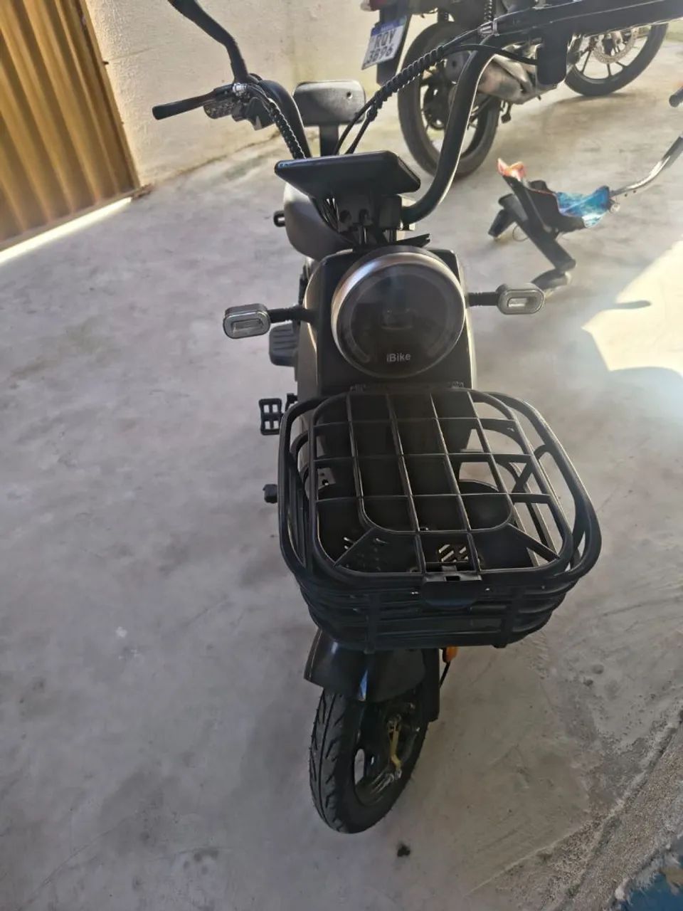 Moto elétrica semi nova  - Foto 4