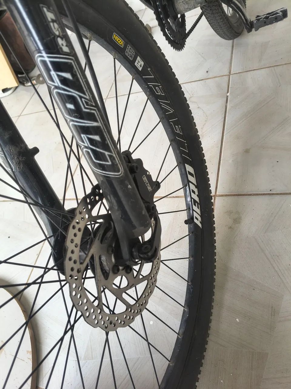 Vendo uma bicicleta  - Foto 2