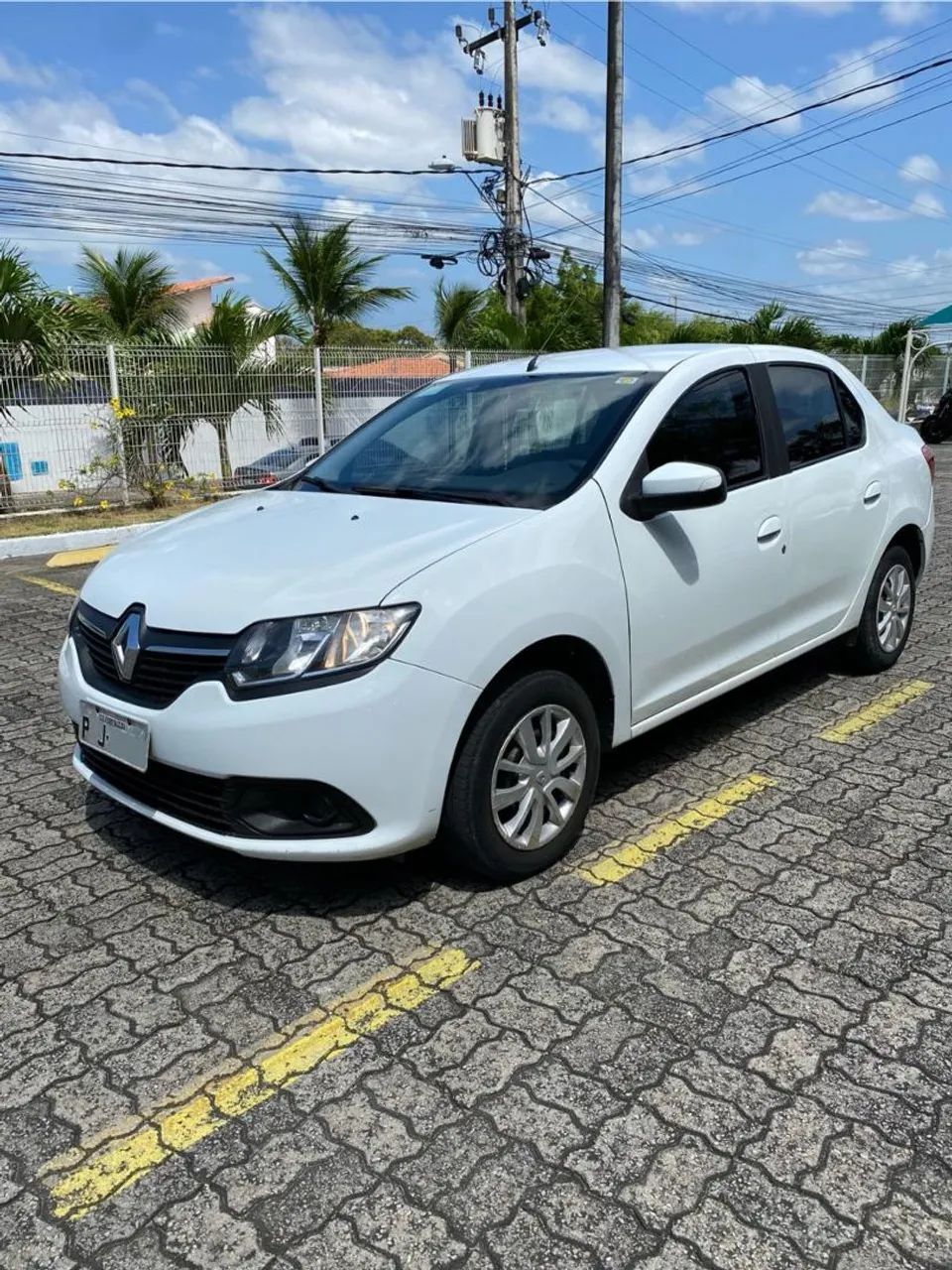 Renault Logan Expression Flex 1.6 16V 4P 2017 - Foto 2
