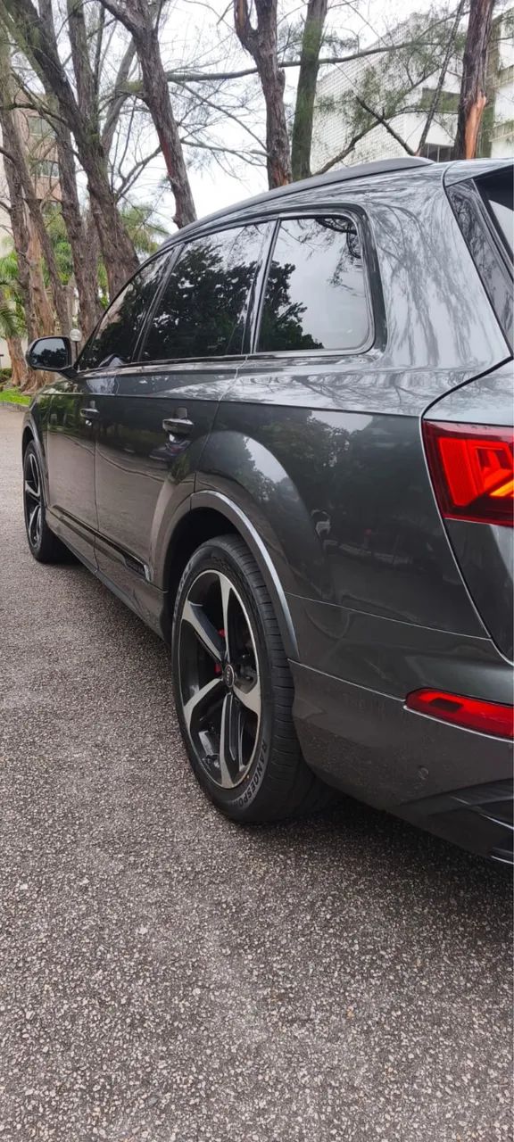 Audi Q7 3.0 V6 TFSI 333cv Quattro Tip. 5P 2021