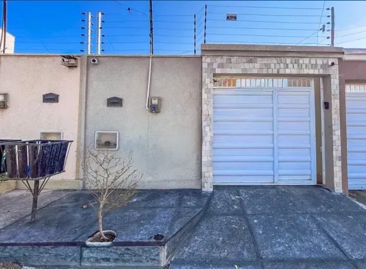 Casa Plana com 2 suítes e piscina na Praia de Lagoinha, com Placa Solar - Foto 2