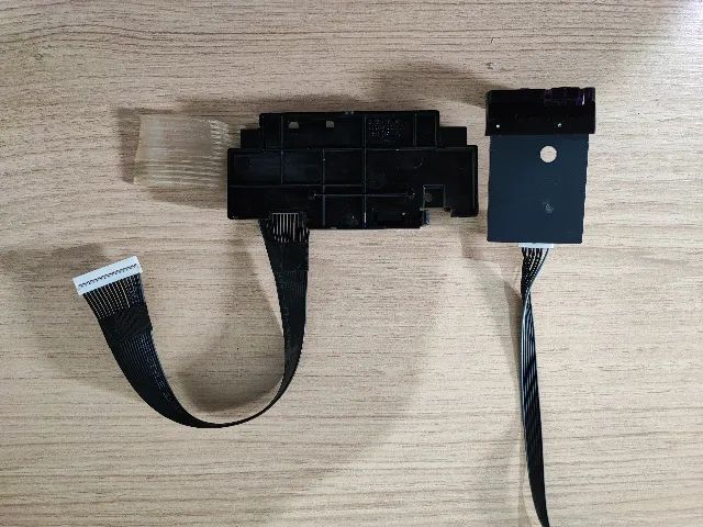 Placa Sensor/Wifi Samsung QM49R  - Foto 4
