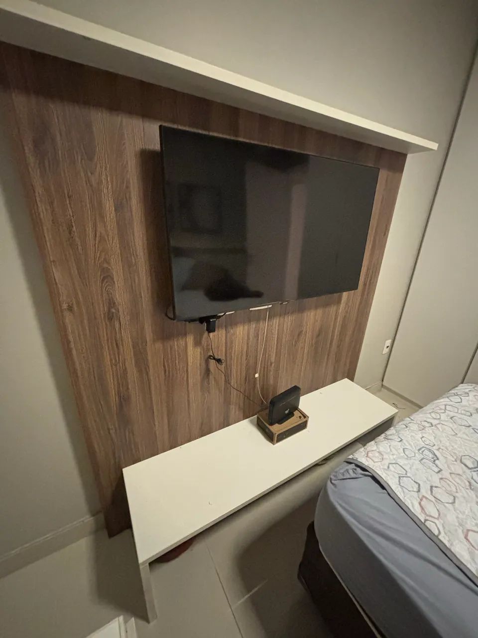 Painel para TV com Bancada - Marcenaria Planejada - Foto 3