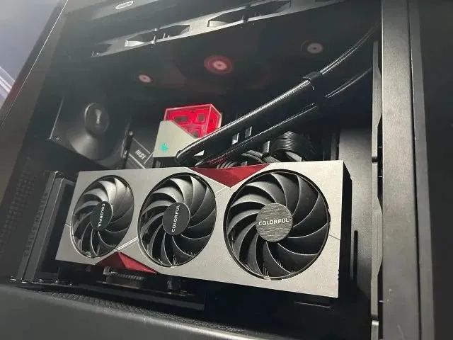 Suporte Vertical Para Placa de Vídeo - Cooler Master V3 (NOVO) Black - Foto 3
