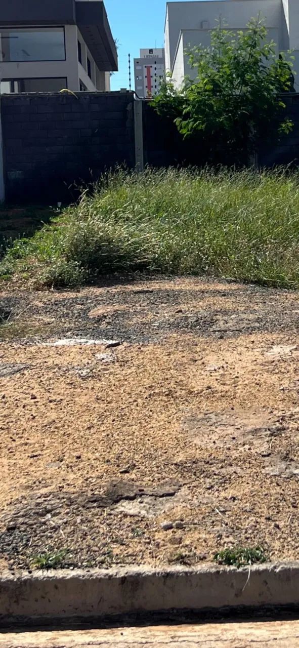 Lote para venda no bairro Laranjeiras. - Foto 5