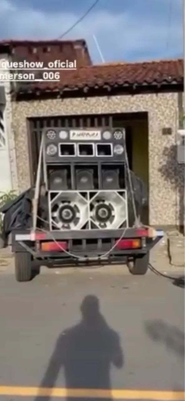 Vendo ou troco paredinha 2 grave - Foto 3