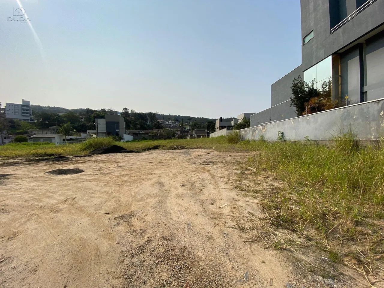 Terreno Comercial com 1.599,58m². - Foto 2