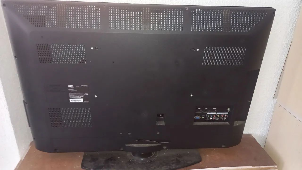 TV aoc 42" com defeito - Foto 2