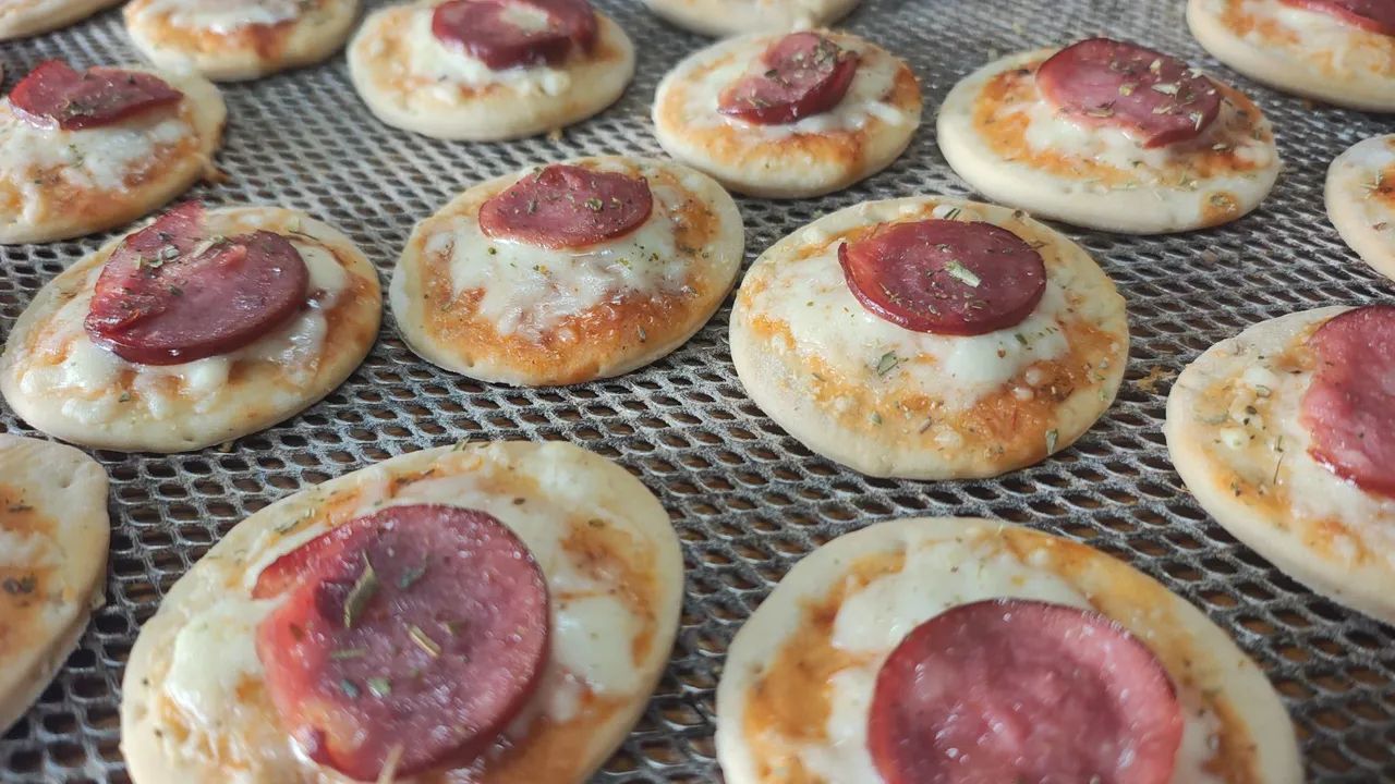 Fábrica de pizzas e massas semi pronta pra revendedores  - Foto 5