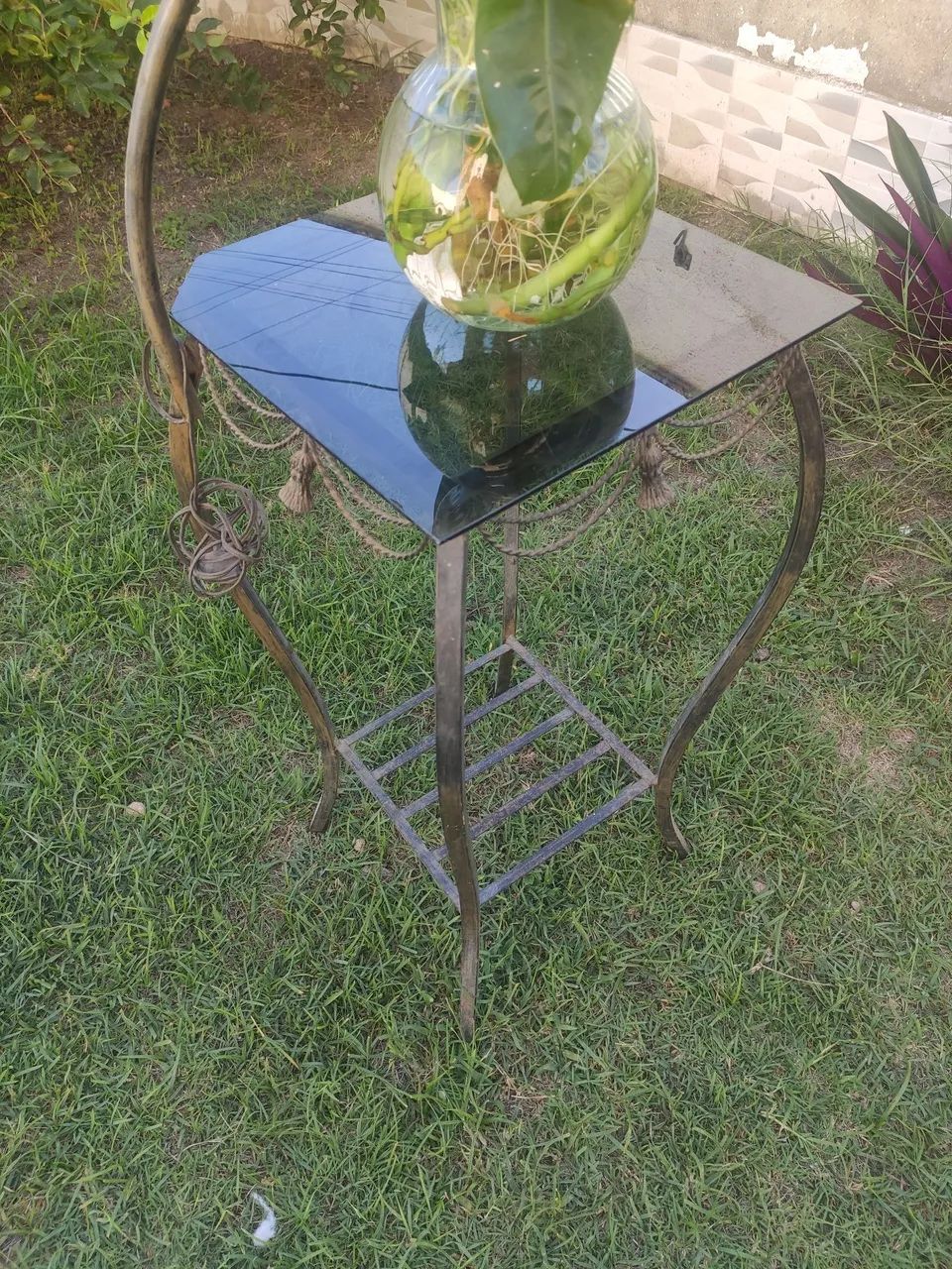 ABAJUR SOFISTICADO C/ VASO DE VIDRO - Foto 2