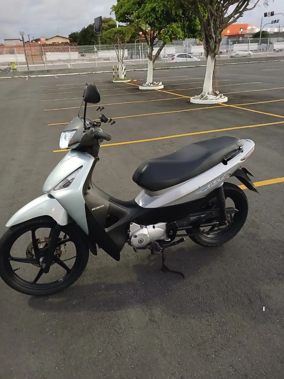 Vendo biz 125 - Foto 2