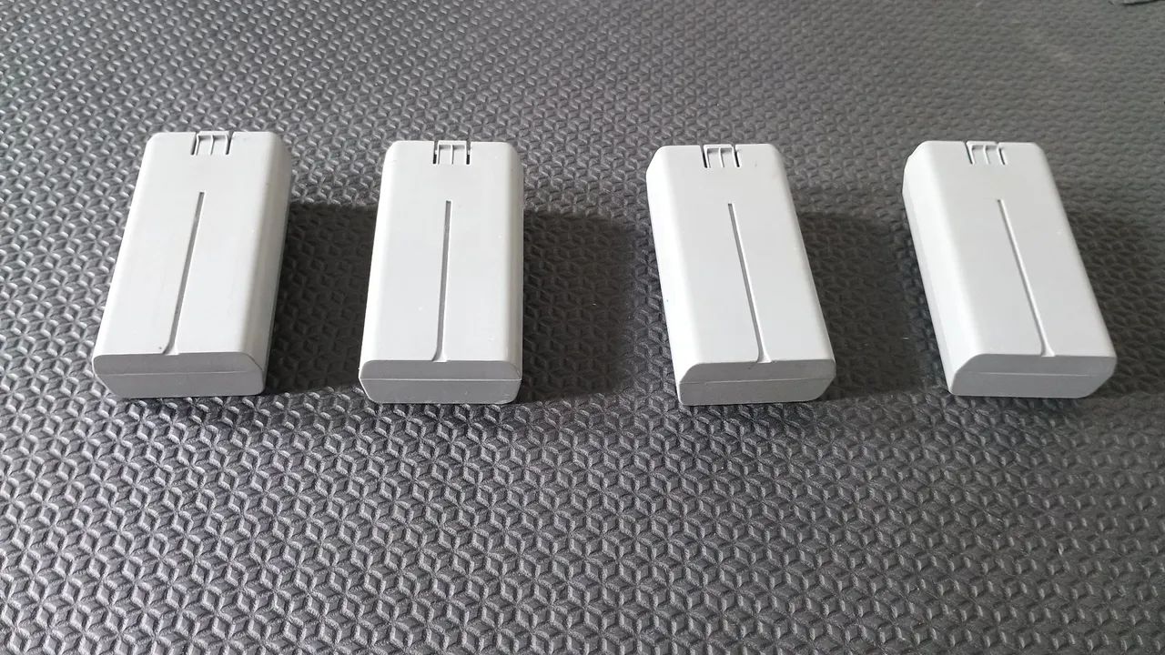 Drone Dji mini 2 com 4 baterias - Foto 2