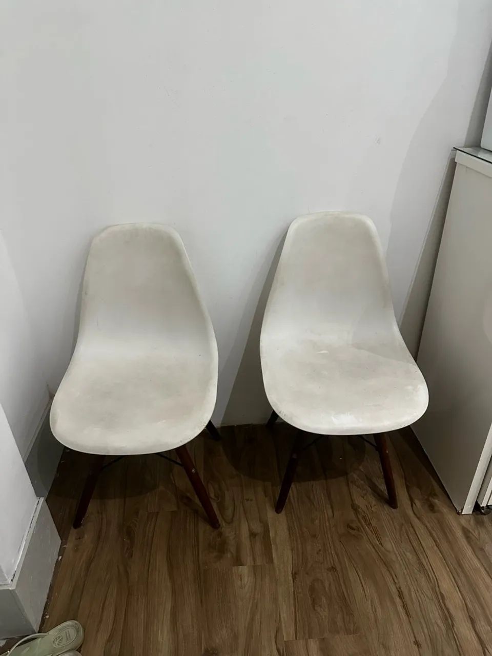 Vendo cadeiras Eames