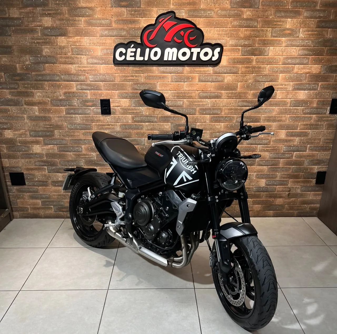 TRIDENT 660 PRETA 2023/2023 - Foto 2