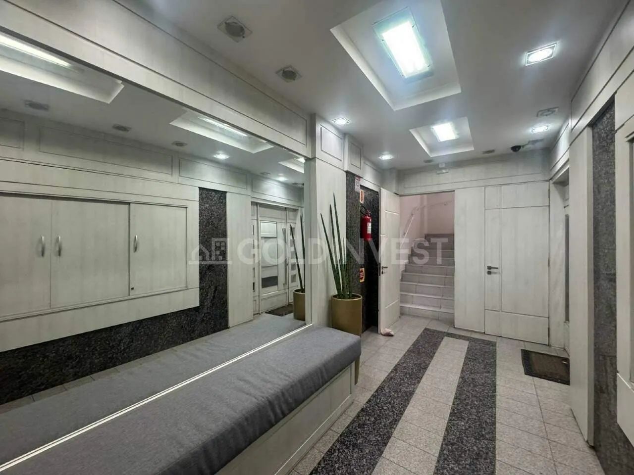 Sala comercial com 95m² no Centro de Brusque!!! - Foto 4