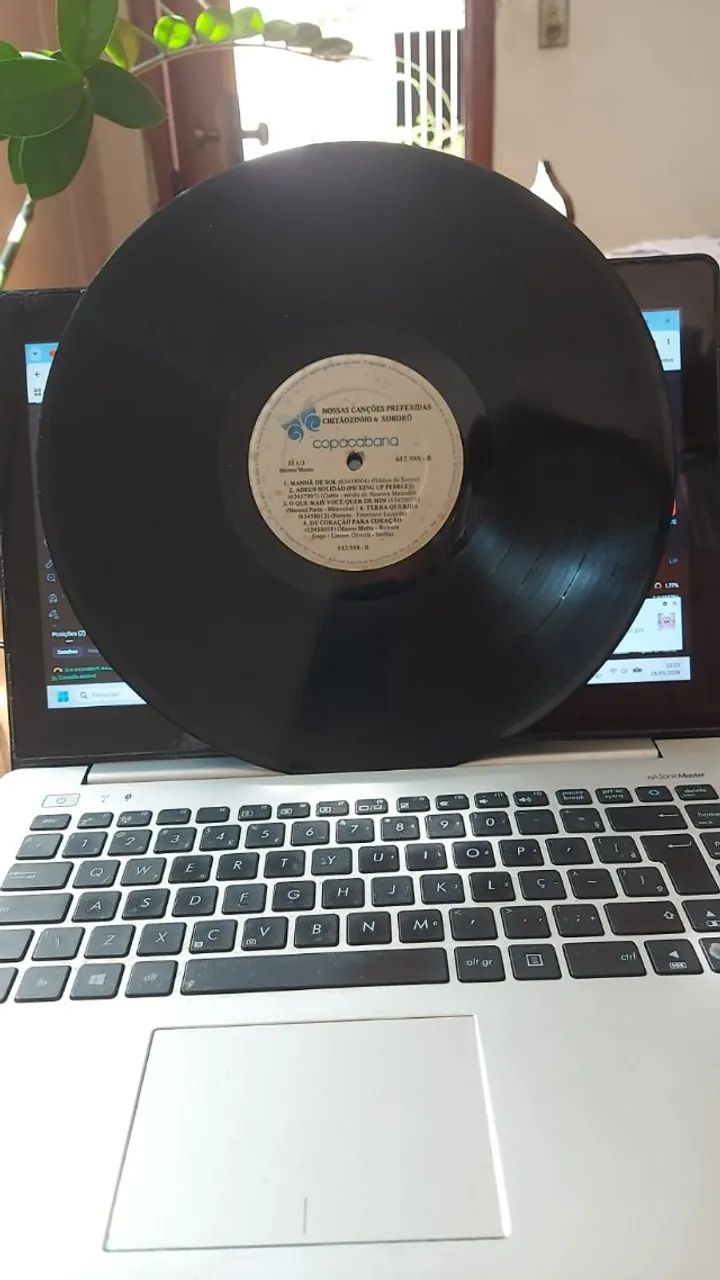 LP - Chitãozino e Xororó - nossas canções preferidas - Foto 4