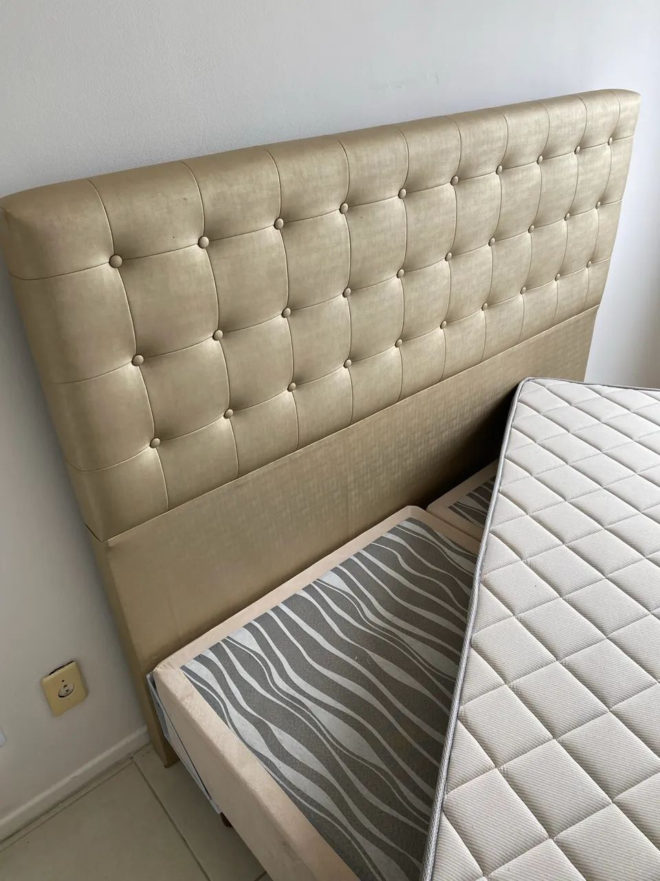 Cama colchão cabeceira Quenn Seminovos  - Foto 2