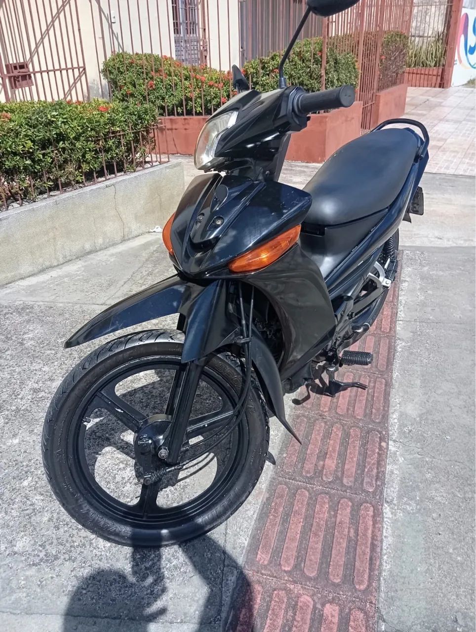Yamaha Crypton 115  - Foto 3