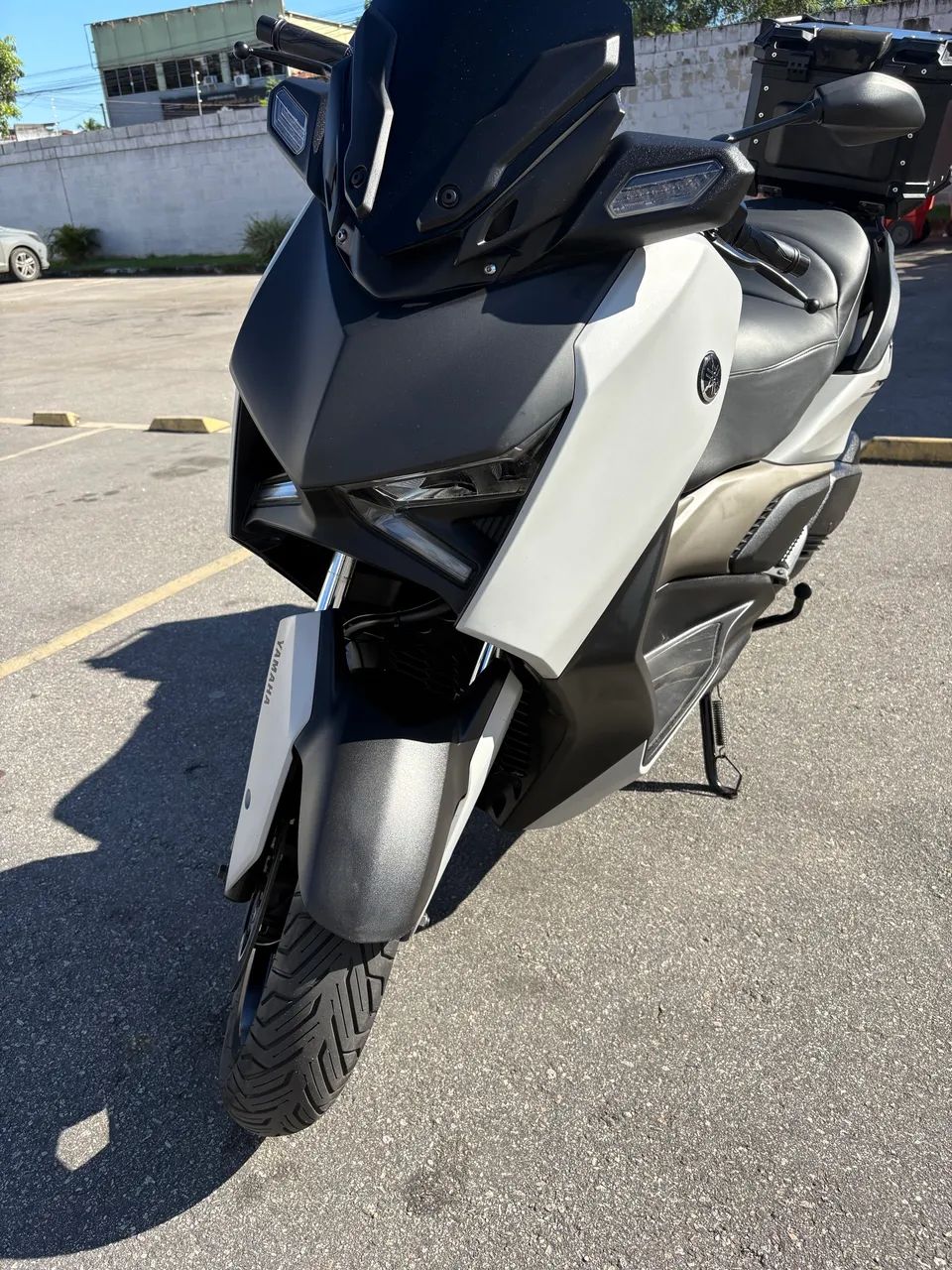 Xmax 2025 - Equipada