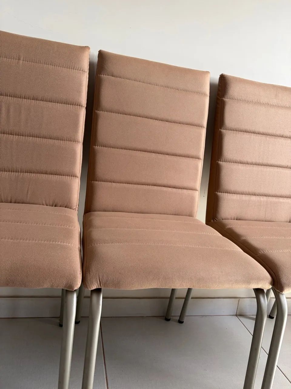 Cadeiras de sala de jantar 