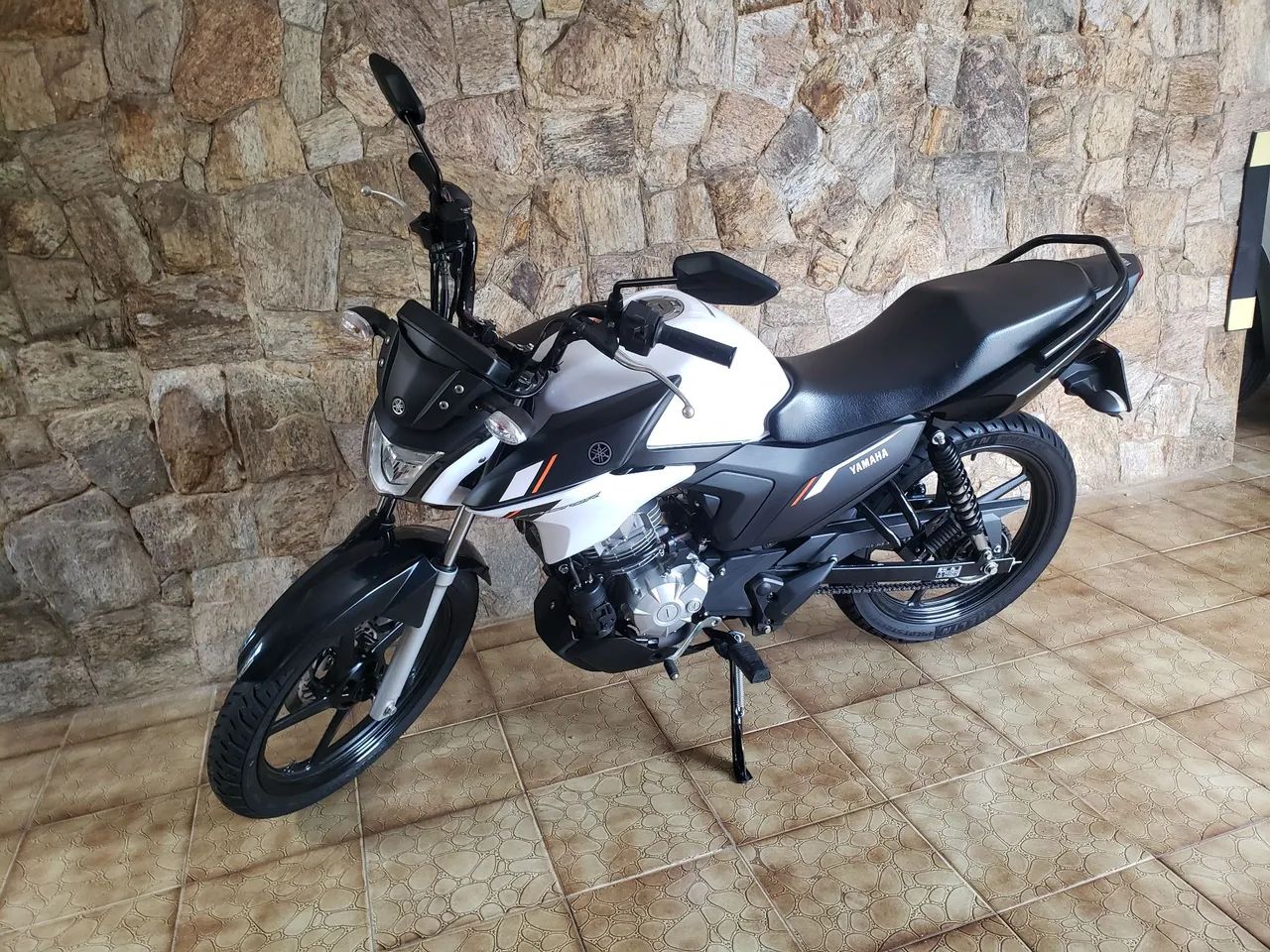 Vendo Factor 150 - Ano 2025 - Único dono - Foto 4