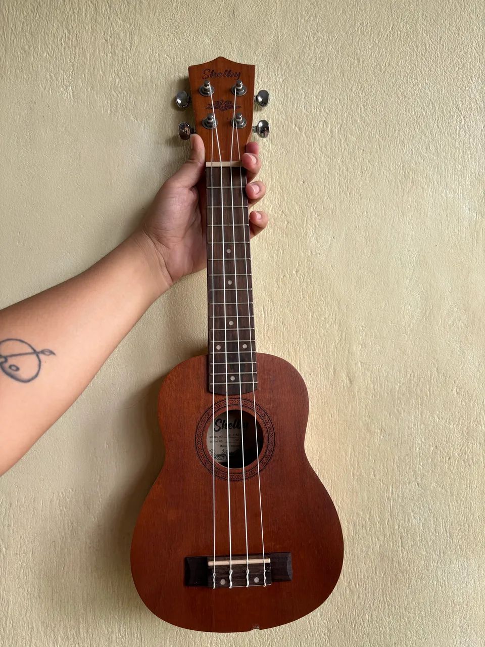 Ukulele Shelby