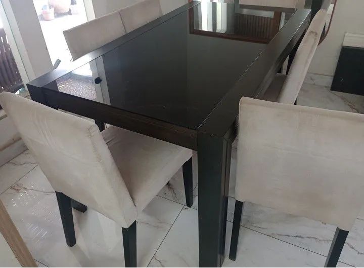 Mesa com 6 cadeiras 160./90