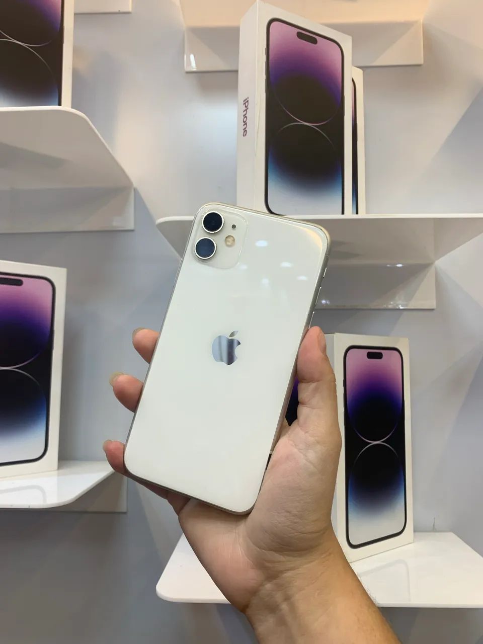 iPhone 11 64GB Branco da paz - Celulares e Smartphones - Zona