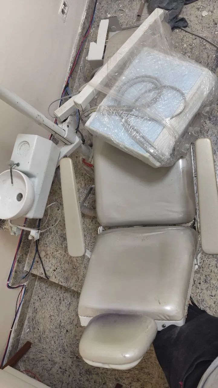 Cadeira odontológica usada. Aceito proposta  - Foto 2