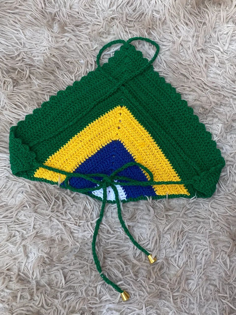 Vendo croped de crochê do Brasil 