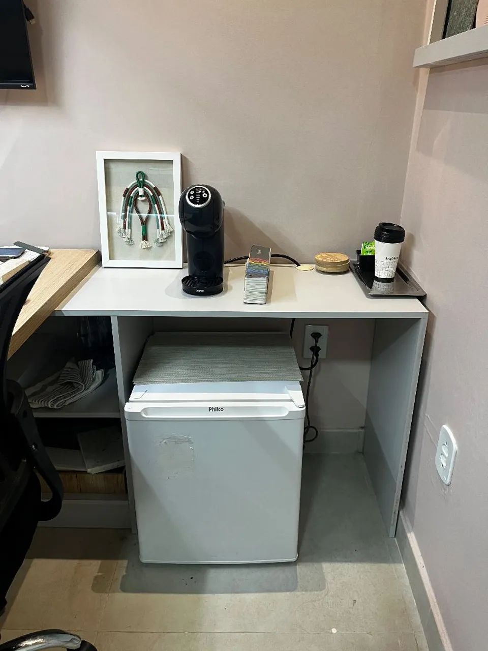 Mesa de reunião com móvel de apoio - Foto 4
