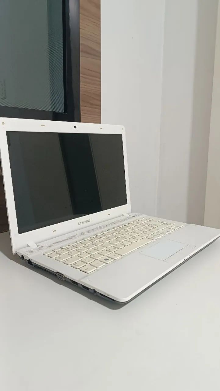 Notebook Samsung i3 com sdd 8 de RAM  - Foto 2
