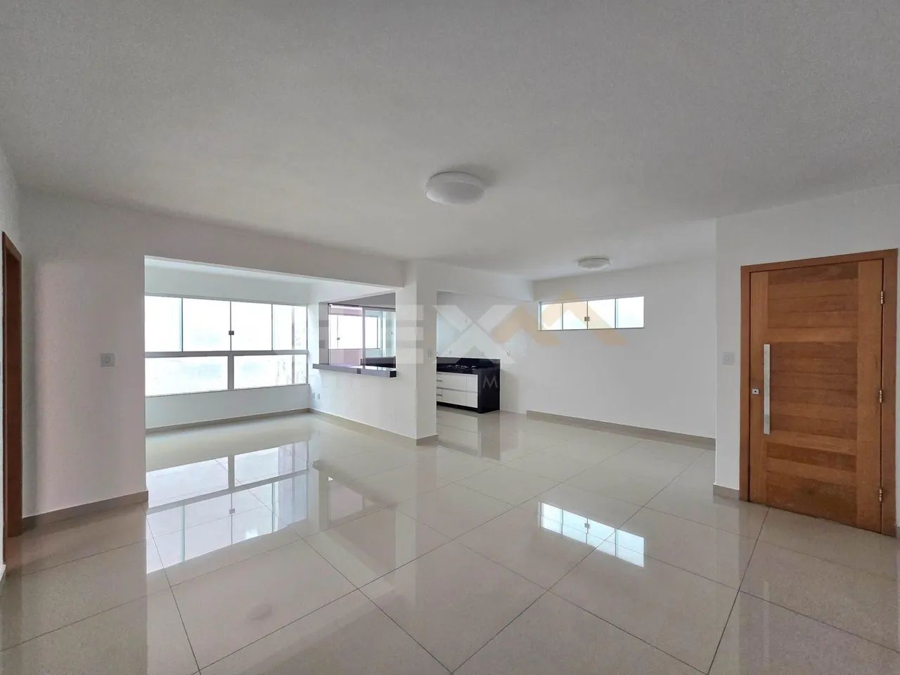 Apartamento à Venda com 03 Quartos no Centro de Divinópolis MG. - Foto 2