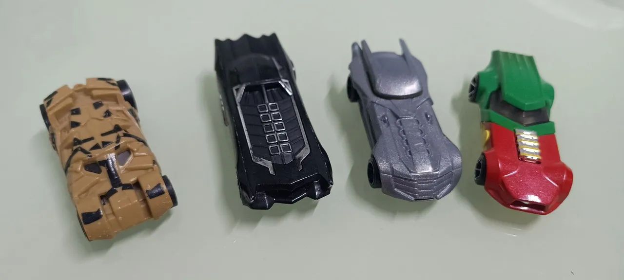 Carros Batman e Robin- Matell / Hot Wheels 