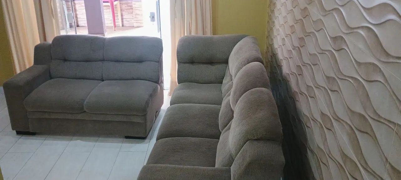 Vendo sofá de canto 05 lugares cor bege usado em ótimo estado.  - Foto 2