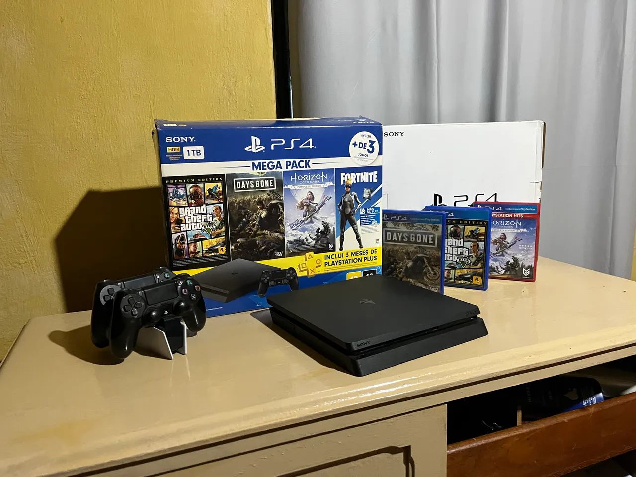 Vendo Ps4 slim 1TB - Foto 2