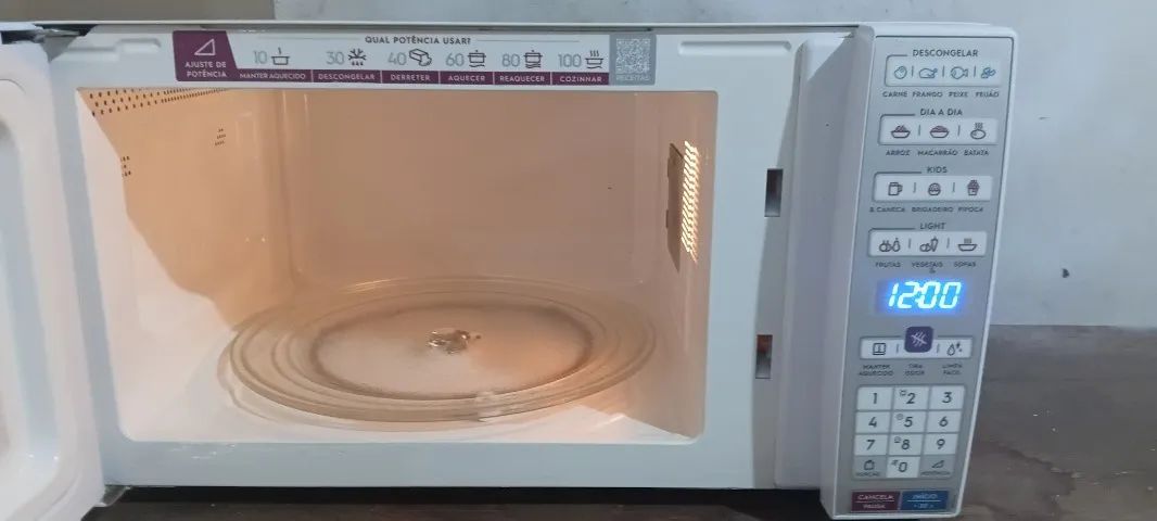 Microondas eletrolux 34 litros - Foto 4