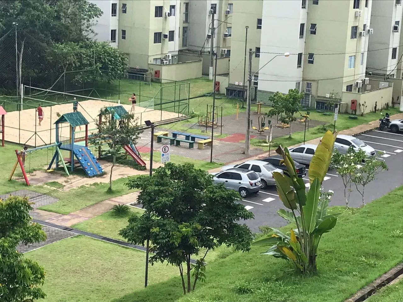 Alugo apartamento 