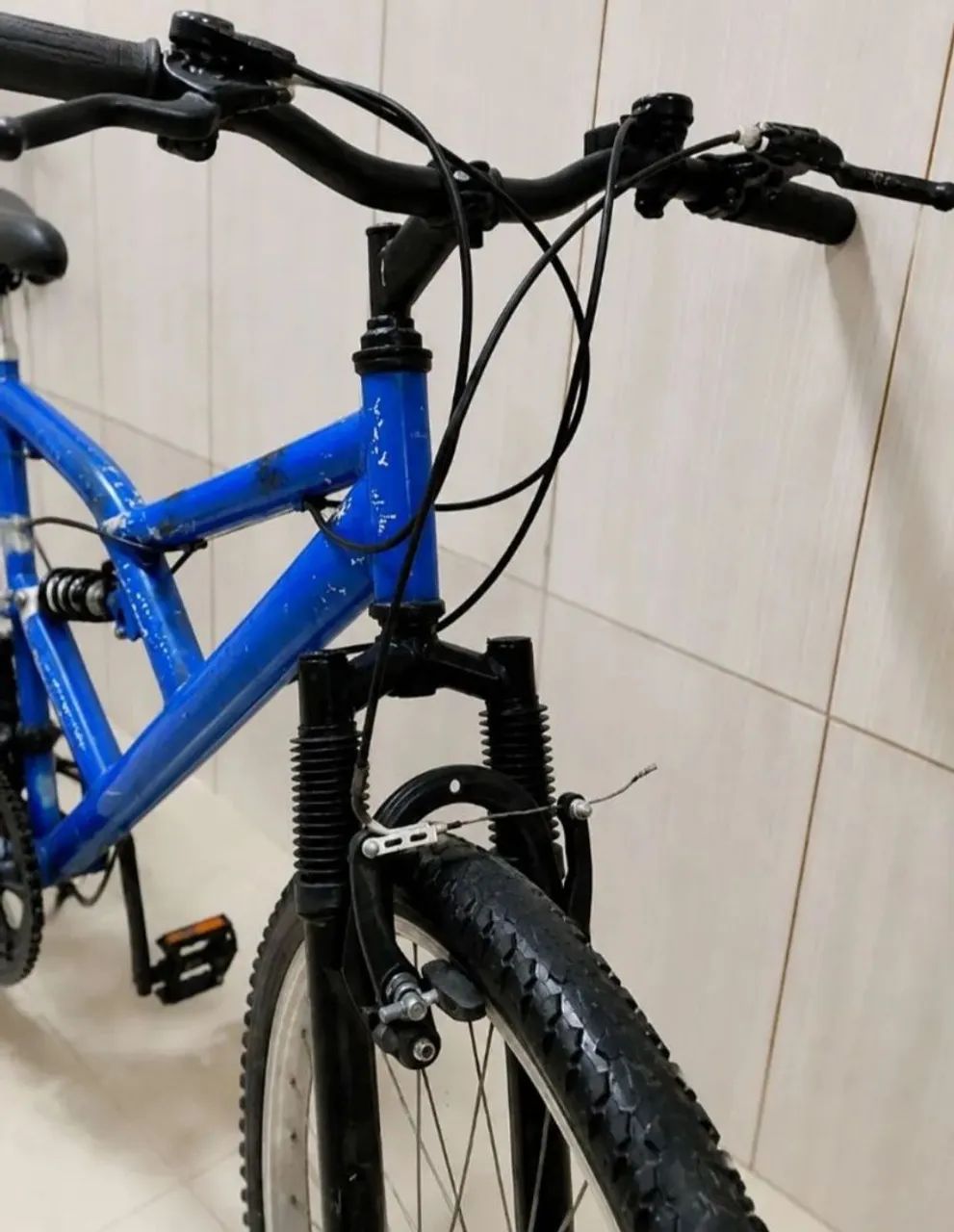 Bicicleta aro 26 dupla suspensão 