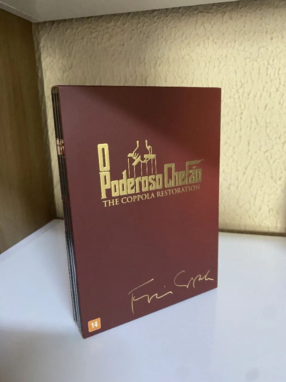 DVD da trilogia O Poderoso Chefão - The Coppola Restoration. 