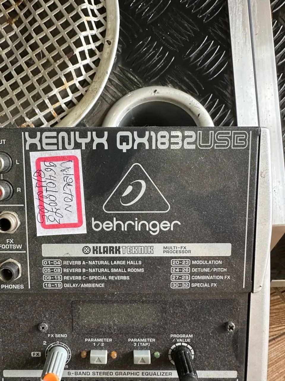 Mesa de som behringer  - Foto 2