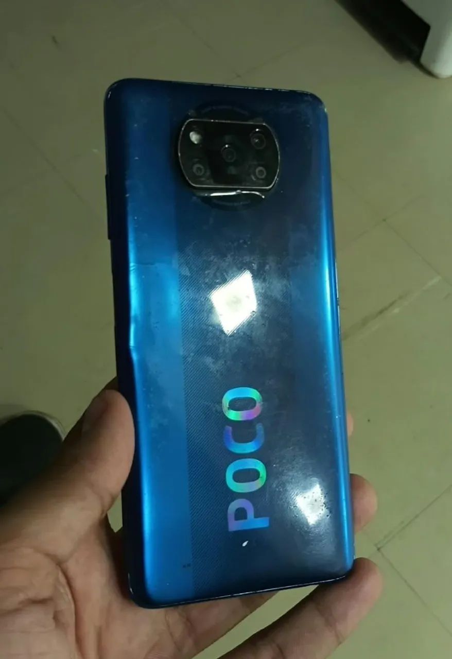 Celular Poco em ótimo estado.