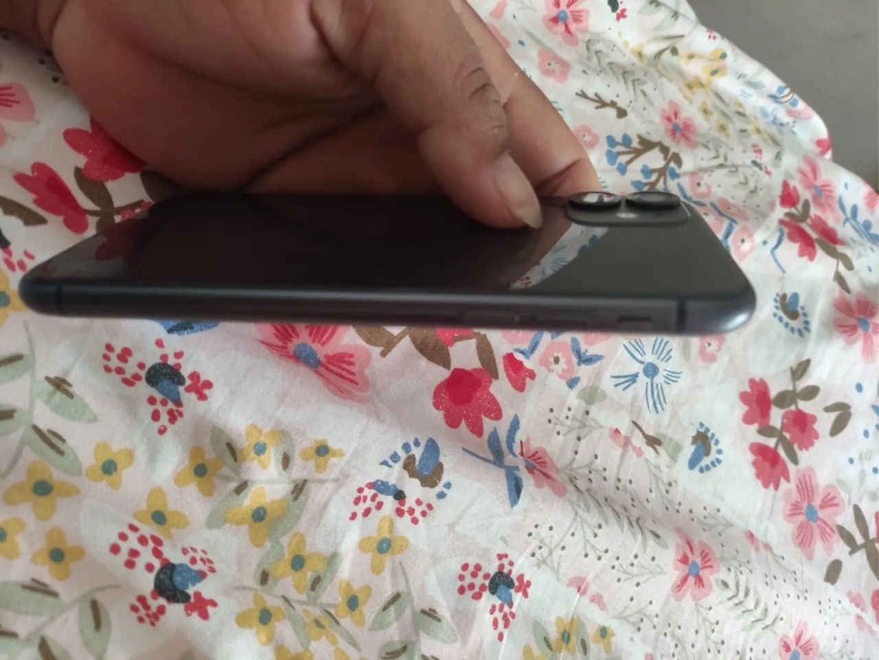 iPhone 11 zero segundo dono 