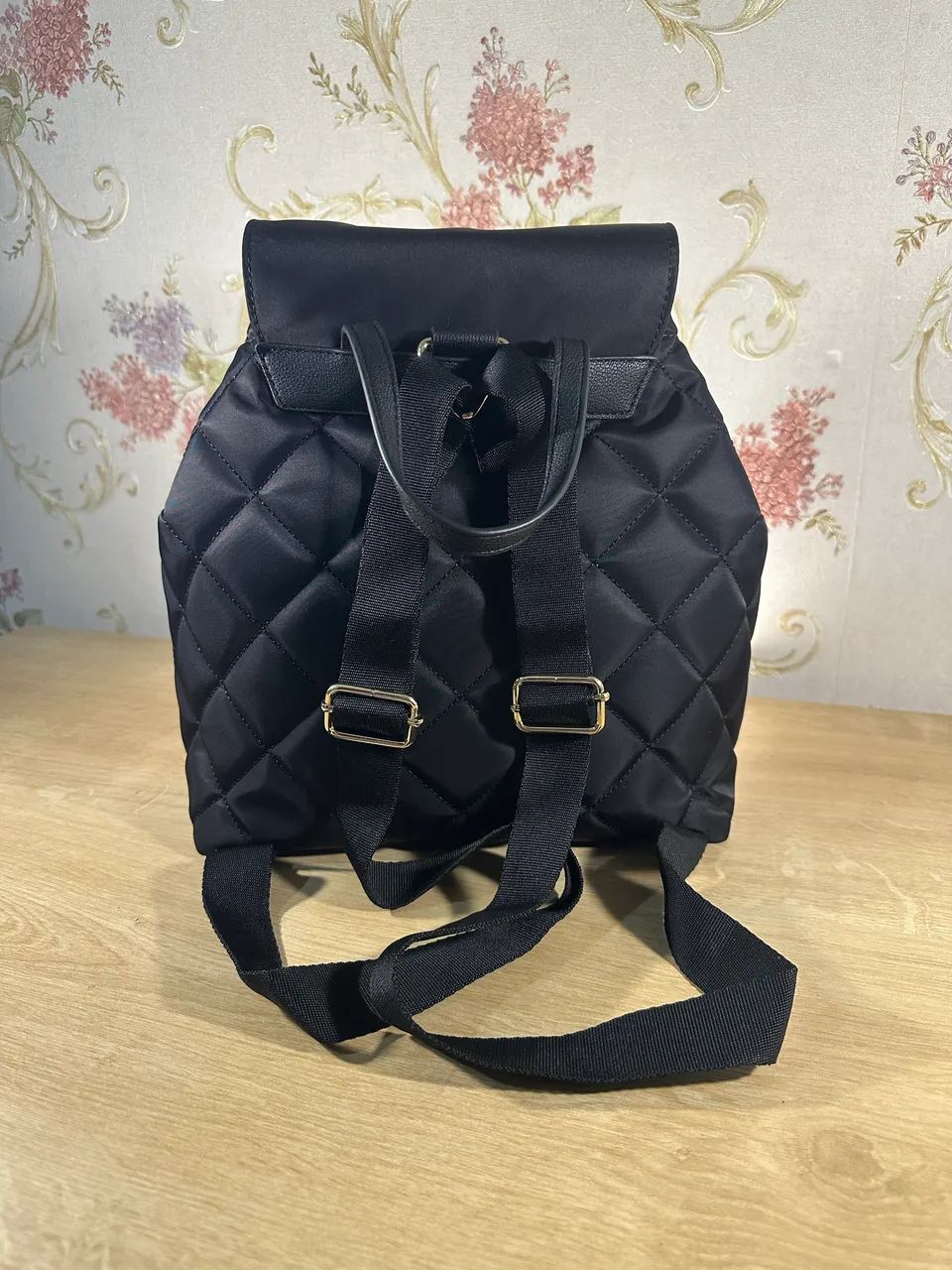 Mochila Guess preta - Foto 4