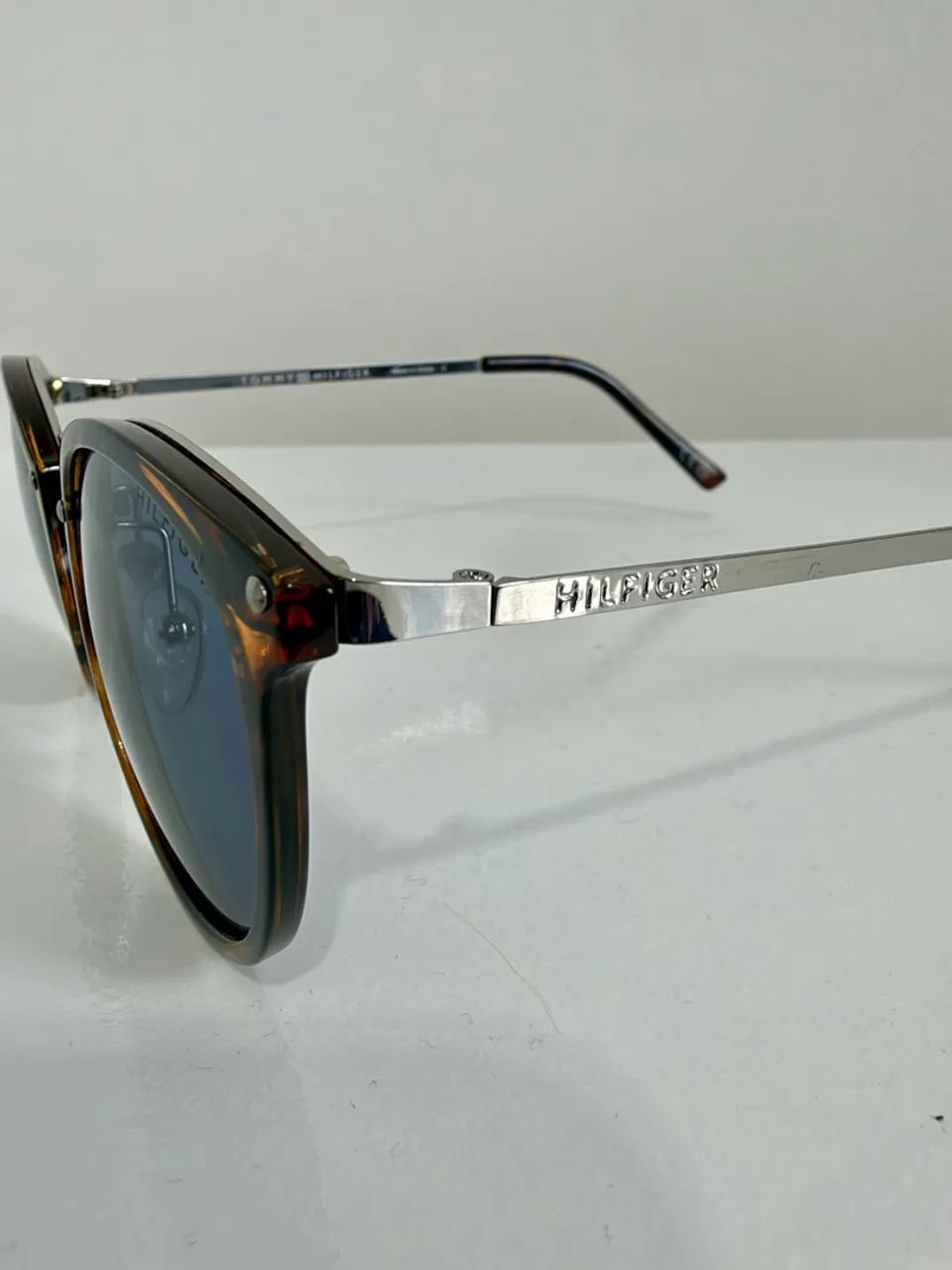 Tommy Hilfiger - Foto 2