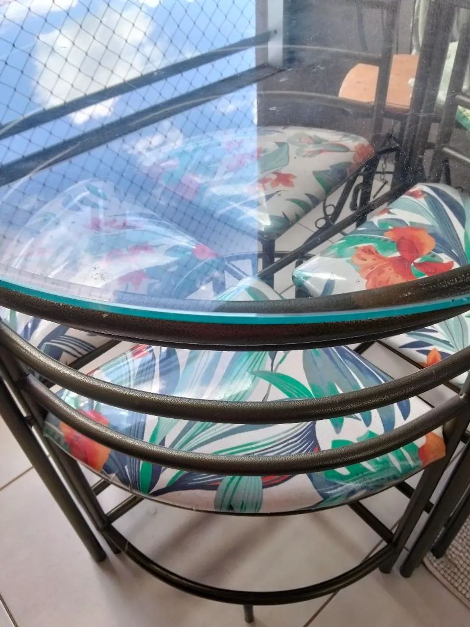 Mesa estilosa p apartamento 