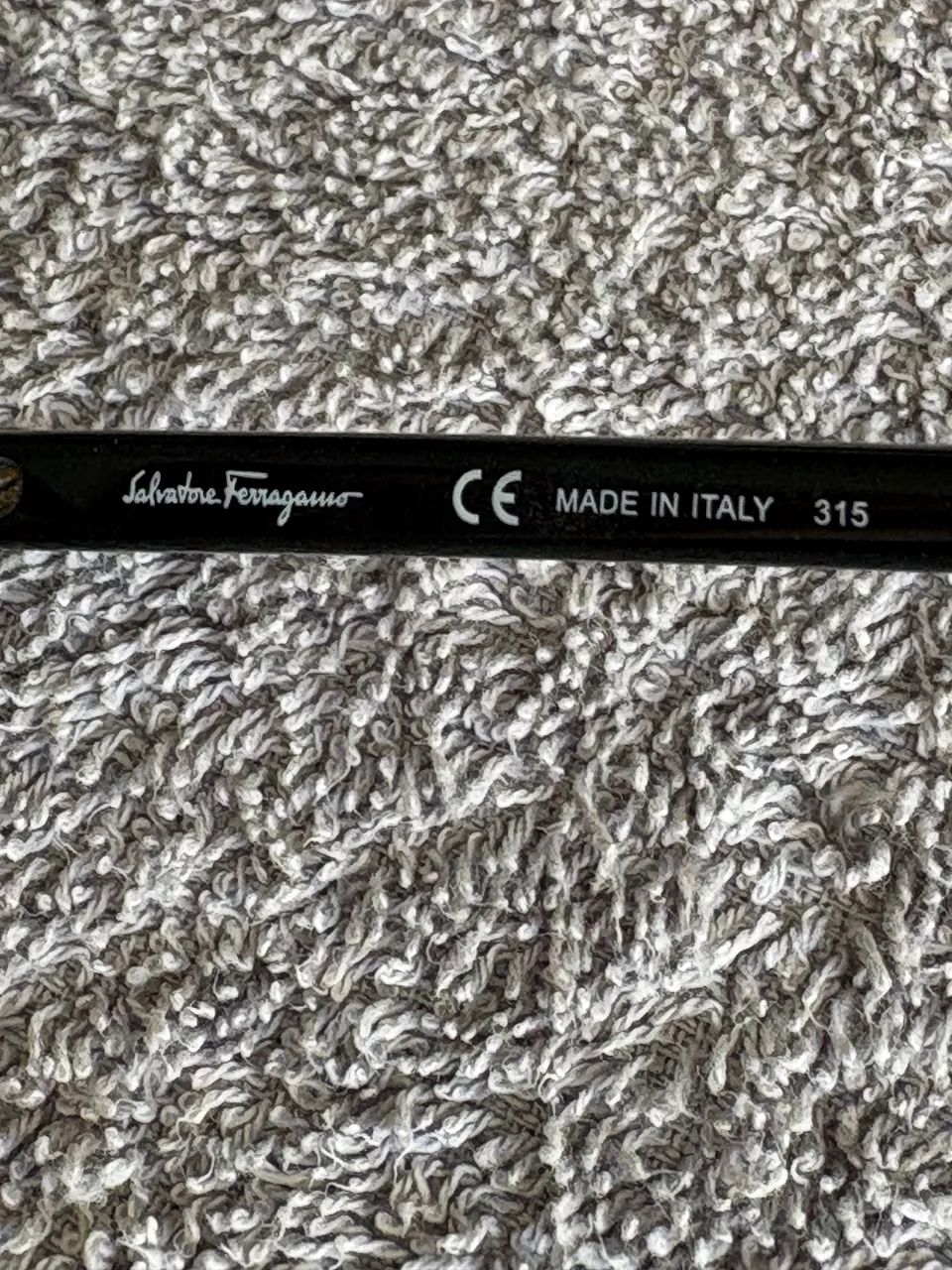 Óculos Salvatore Ferragamo SF2720 - Foto 5