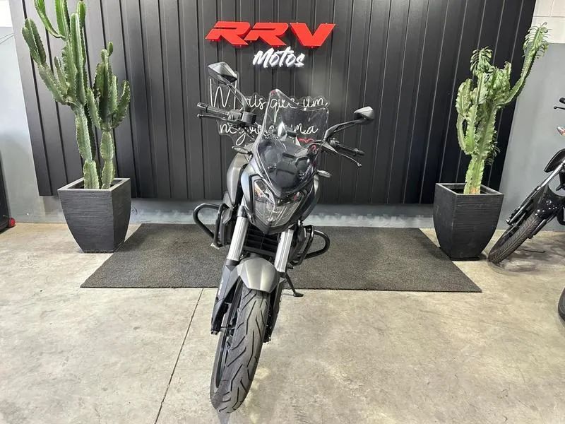 BAJAJ DOMINAR D400 2025 - Foto 5